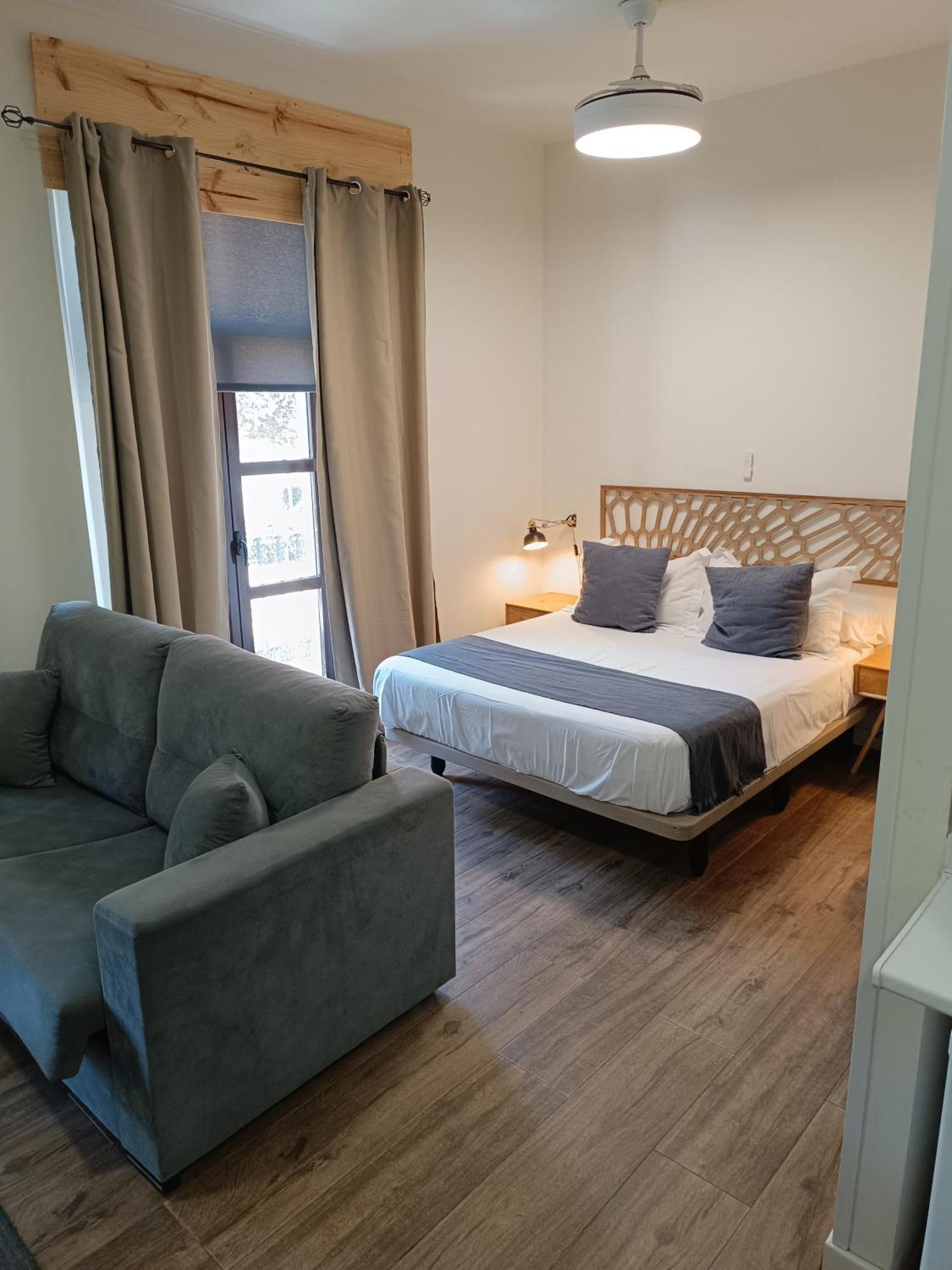 Apartament Al-qazeres Luxury La Concepcion Caces