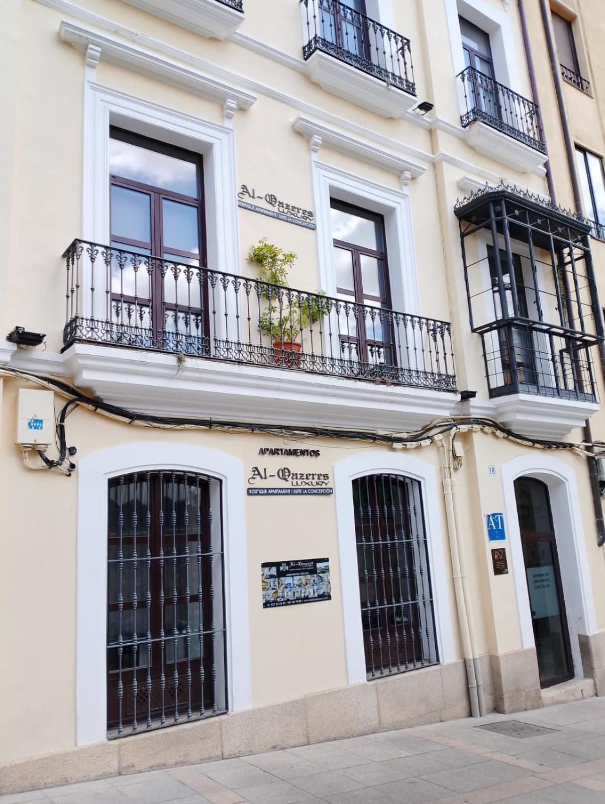 Al-qazeres Luxury La Concepcion Apartament *